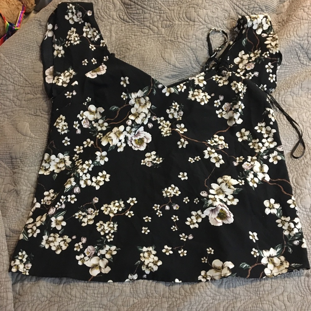 womens top